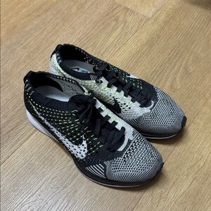 Nike Flyknit Racer - black, white, volt